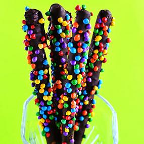 chocolate-pretzel-rods-08