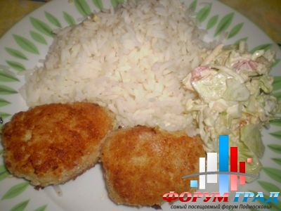 Ужин с рыбными котлетами