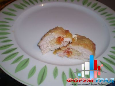 Рулетики куриные с сыром и помидорами