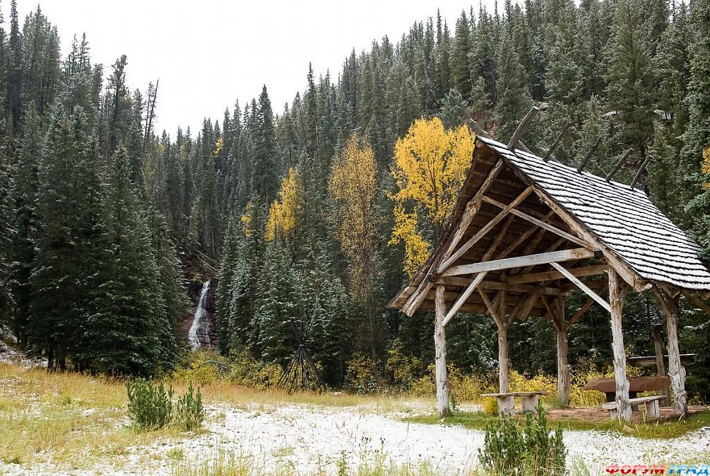 Окрестности отеля Dunton Hot Springs