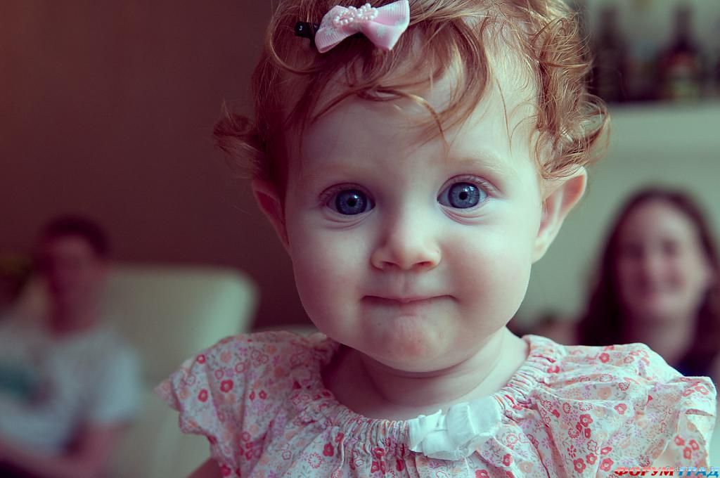 between-mom-and-dad-106