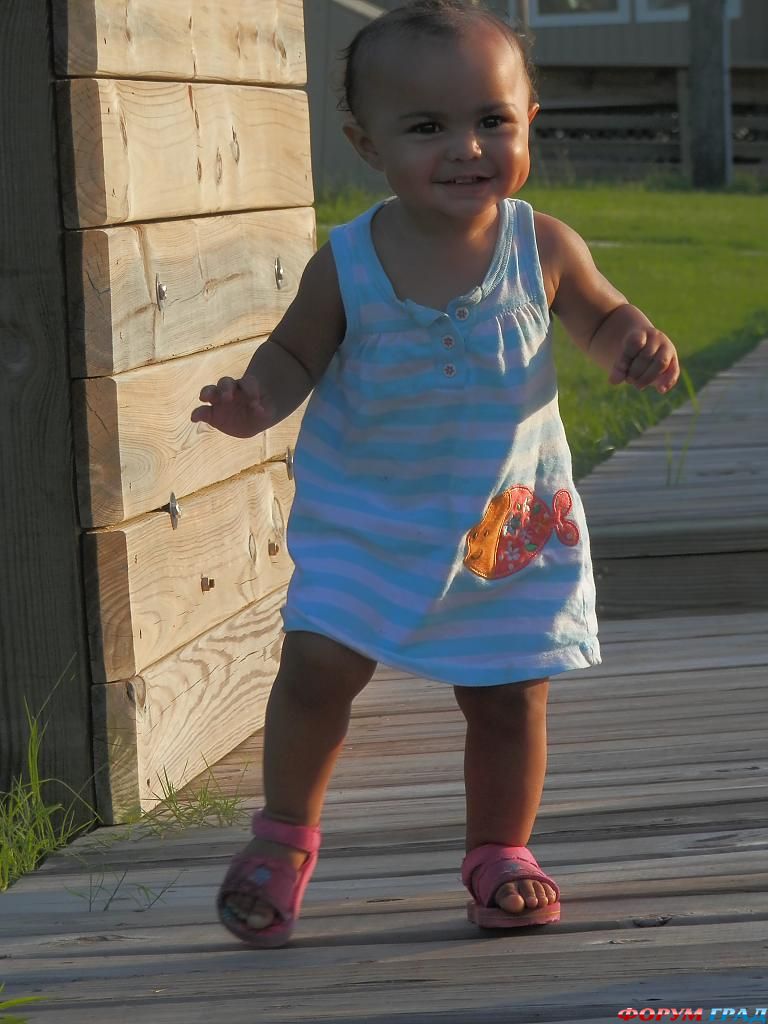 daughter-walking--163