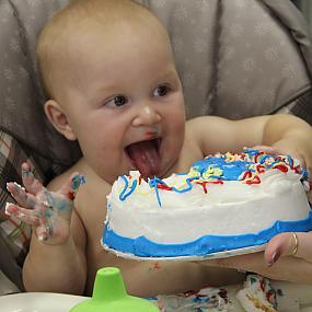 first-birthday-cake-joy-217