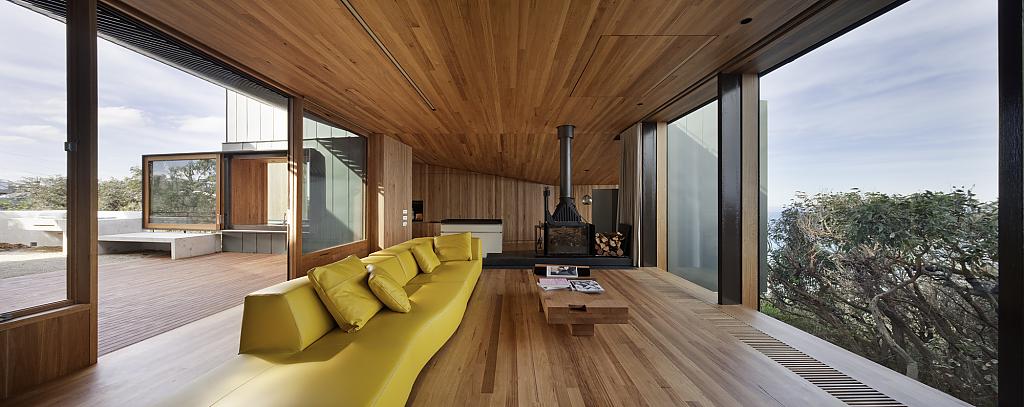 house-overlooking-the-ocean-04