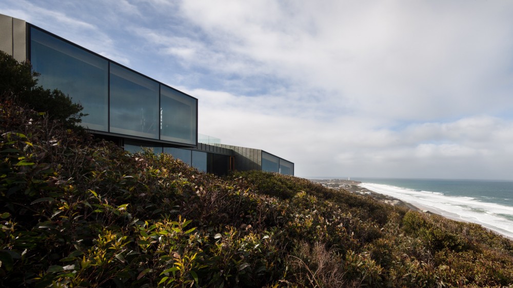 house-overlooking-the-ocean-07