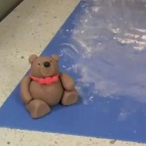 медведь из мастики