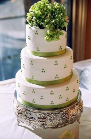 wedding cake