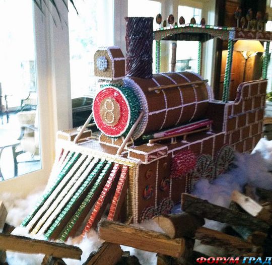 gingerbread house