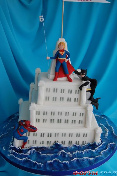 superhero-cake-children-large