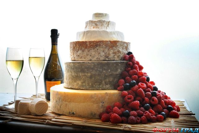 wedding-cheese-cake1