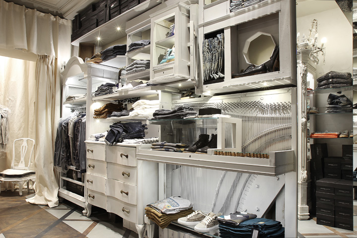 paolo-pecora-flagship-store-by-studioliquido-milan-007