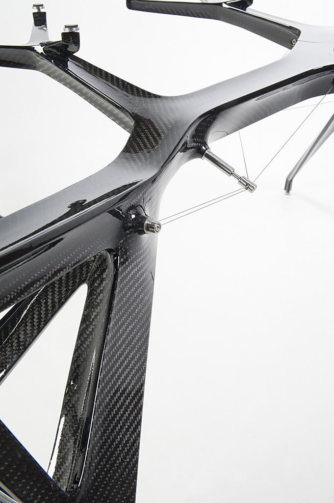 ramus-m1-table-by-il-hoon-roh-11
