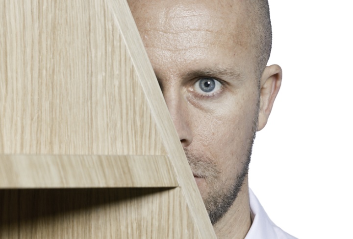 smooth-plane-cutline-furniture-by-alessandro-busana-26