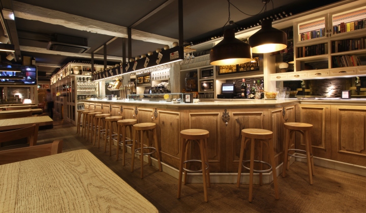 ene-bada-bar-restaurant-01