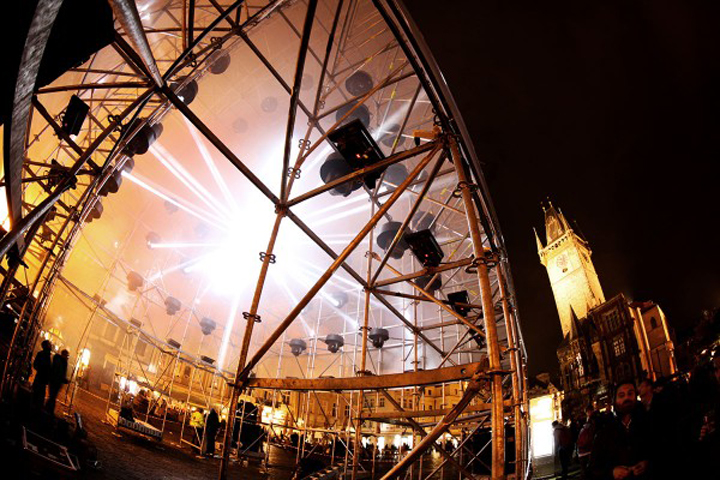 hyper-cube-installation-03