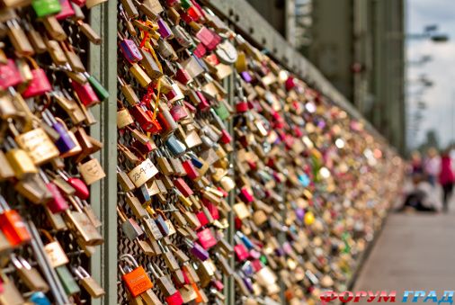 Свадебные замочки