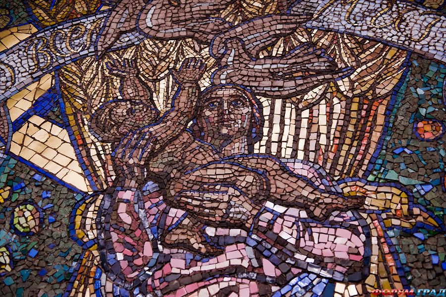 метро Новослободская