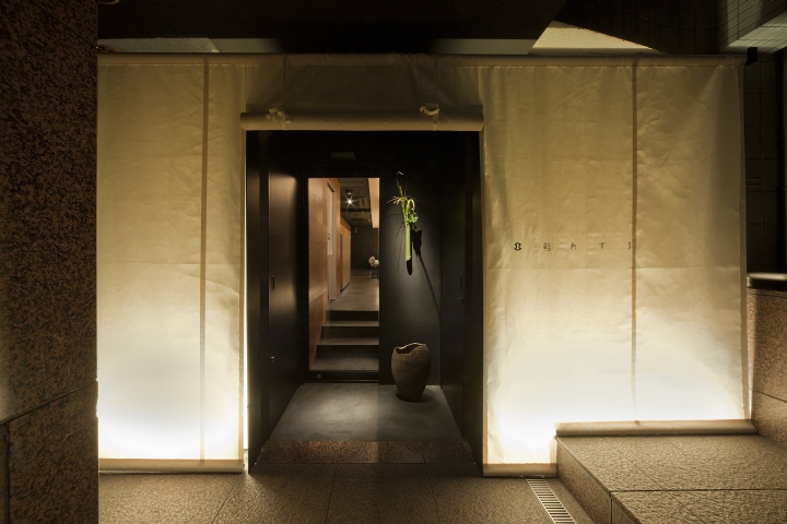 sushi-azuma-restaurant-02