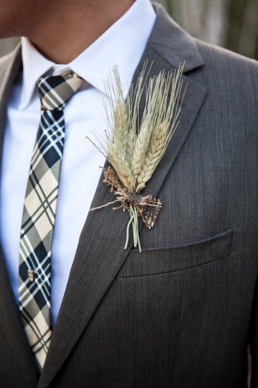 unique-boutonnieres-ideas-for-perfect-and-special-grooms-06