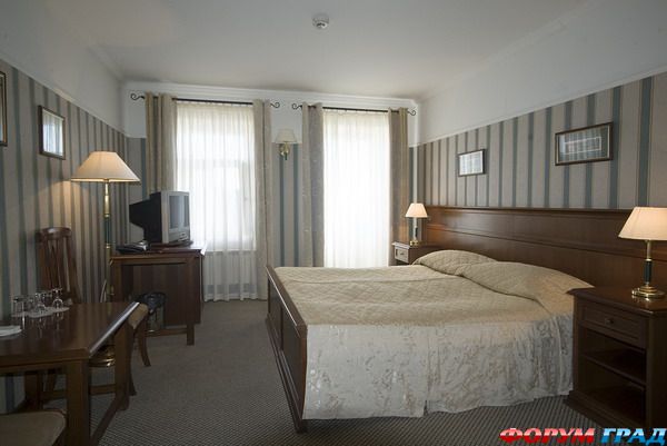 Отель Дафна