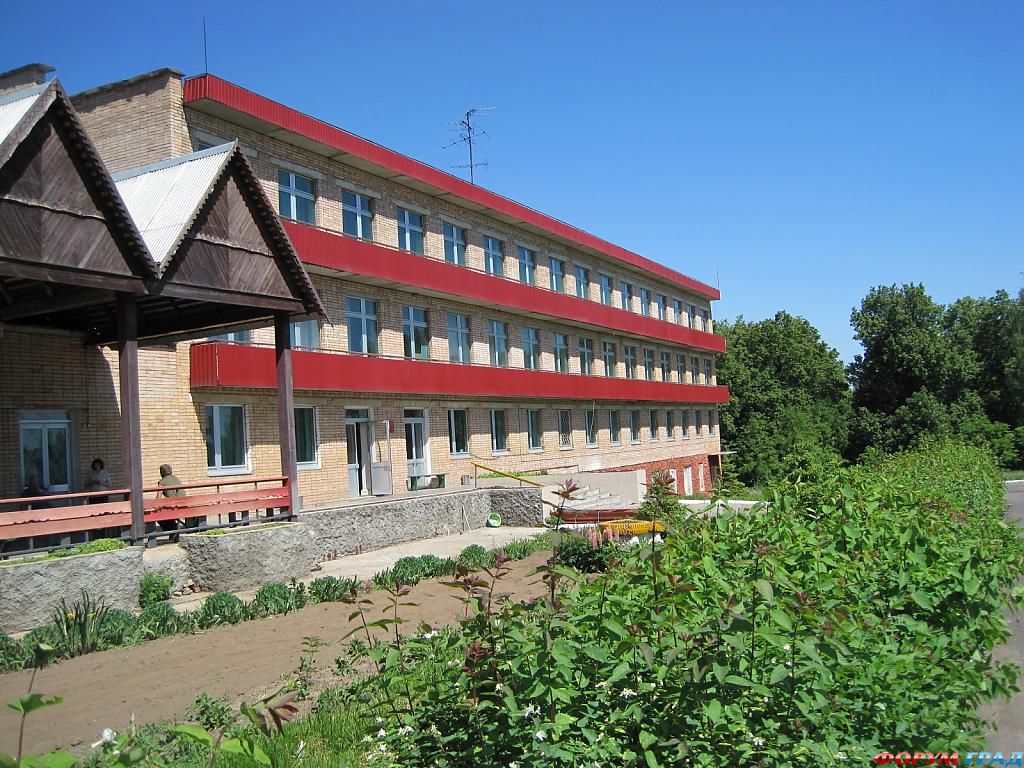 Тесна