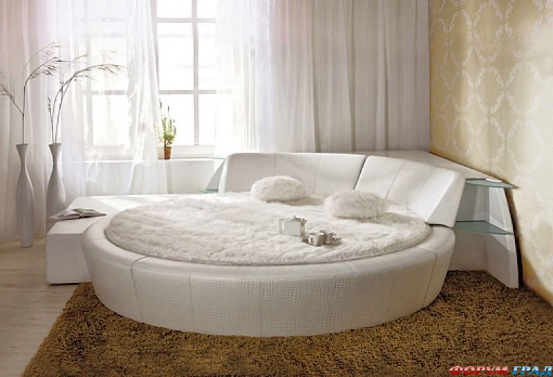 Круглая кровать