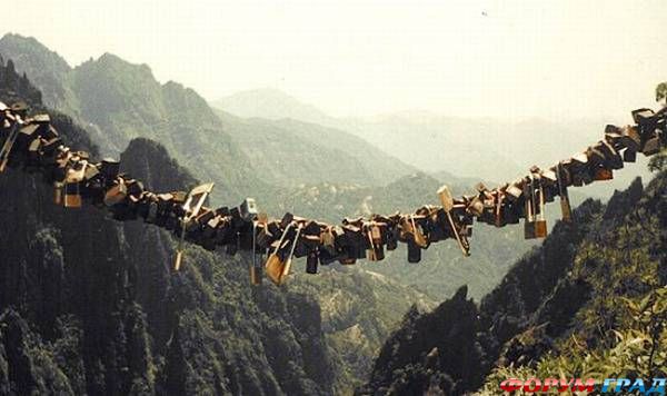 Huangshan замочки любви