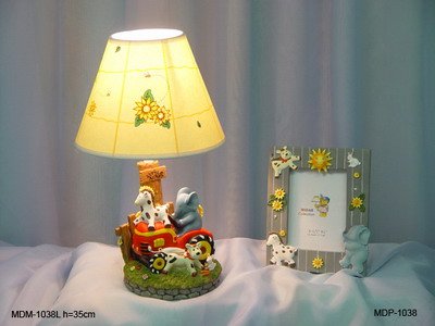 Svetil'niki dlya detskoj komnaty