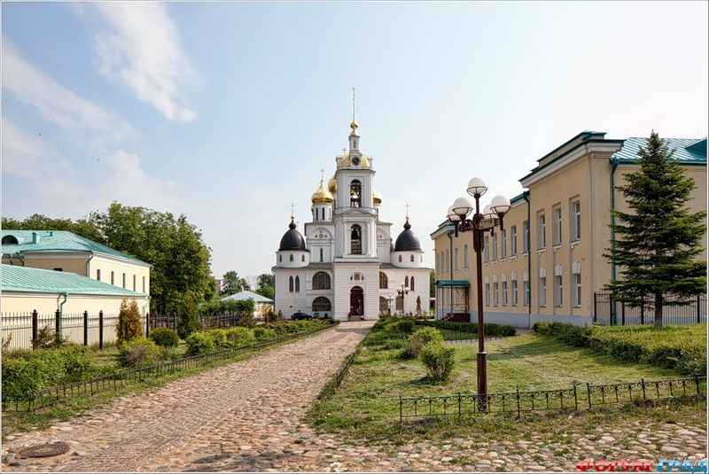 Uspensky Sobor (Dmitrov)