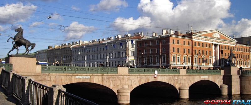 Аничков мост