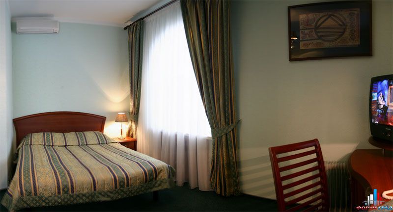 Загородная гостиница Астория -1