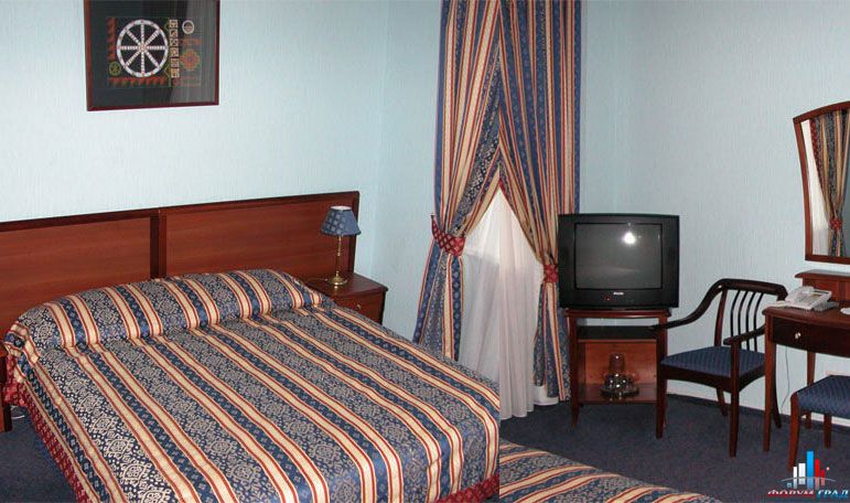 Загородная гостиница Астория -1