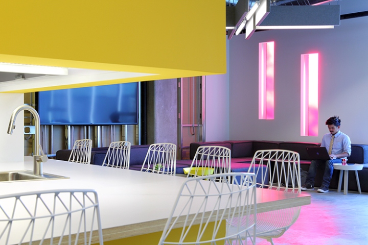 funny-or-die-office-07