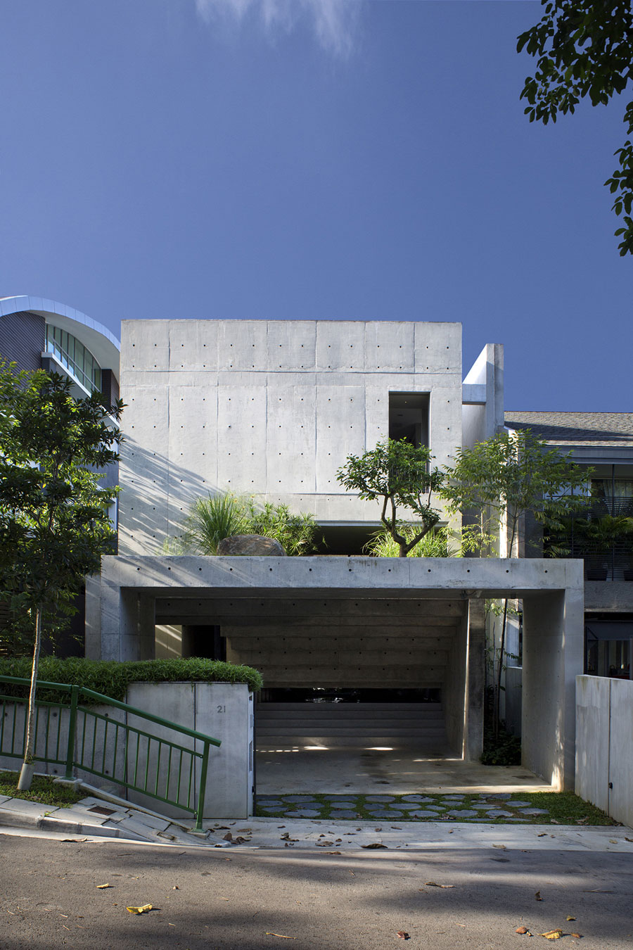 namly-house-by-chang-architects-01