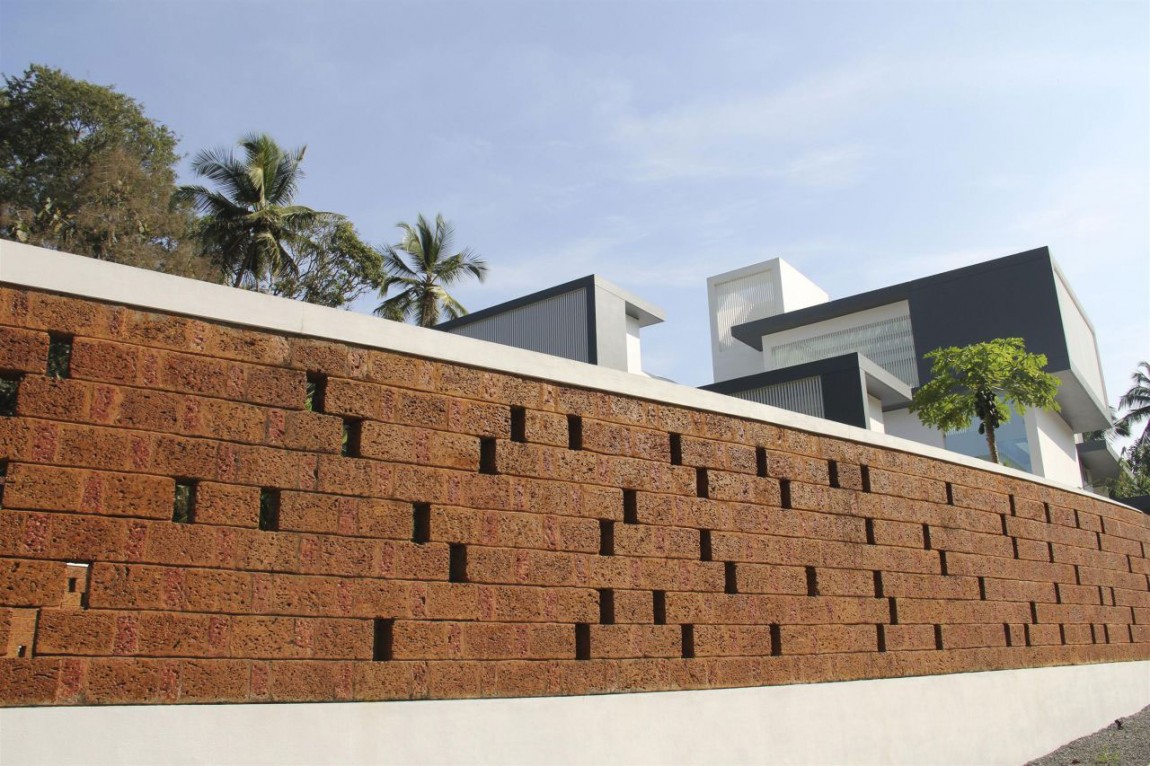 residence-by-lijo-reny-architects-03