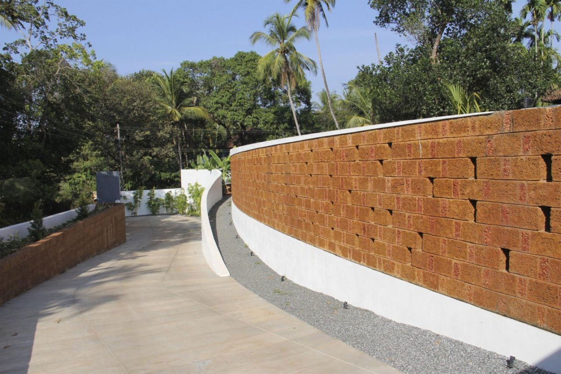 residence-by-lijo-reny-architects-04