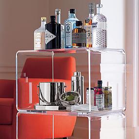 acrylic-furniture-a-sleek-style-12