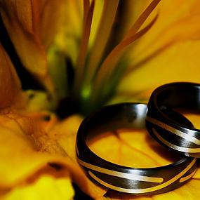 ring-and-flowers-112
