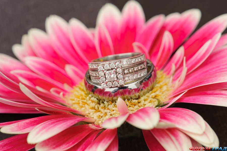 ring-and-flowers-63