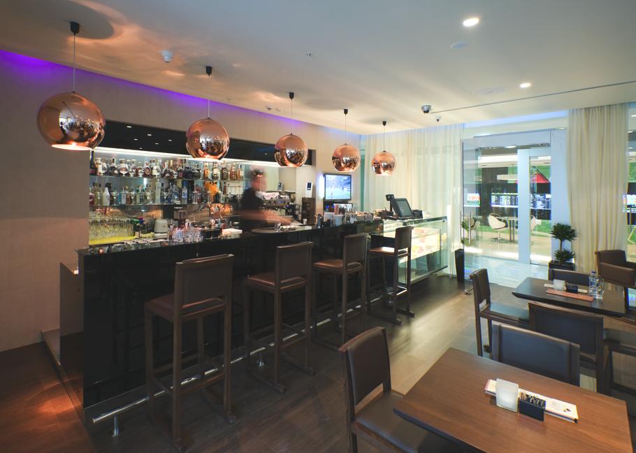 black-iris-cafe-montenegro-02