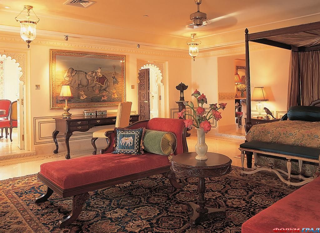 lake-palace-hotel-18