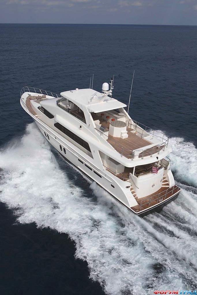 luxury-yacht-bravo-88-12