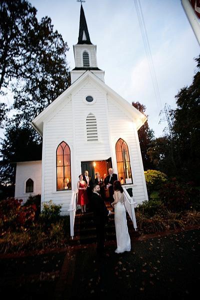 delightful-lil-church-wedding-10