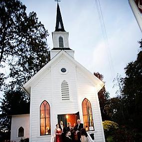 delightful-lil-church-wedding-10