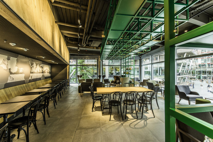 starbucks-store-at-sony-center-potsdammer-platz-berlin-04