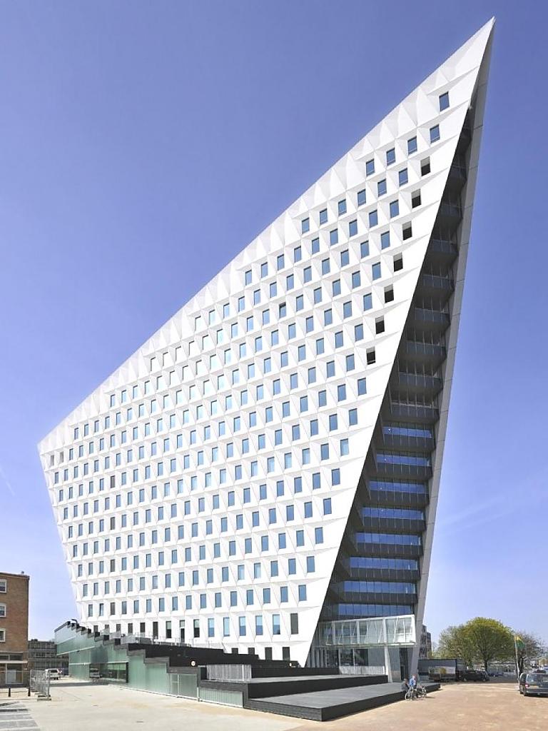 hague-city-hall-netherlands-02