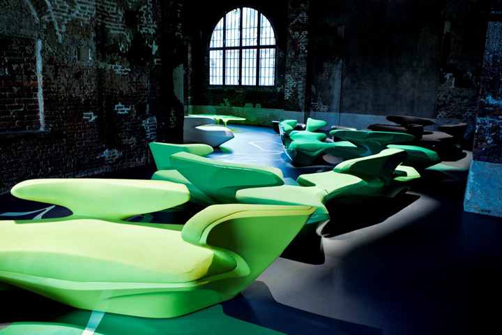 zephyr-sofa-by-zaha-hadid-01