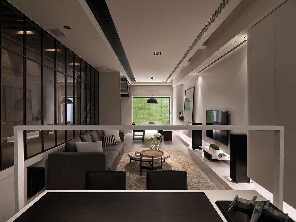 14a-multilevel-contemporary-apartment-