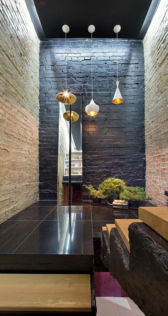 a-showroom-in-kiev-11