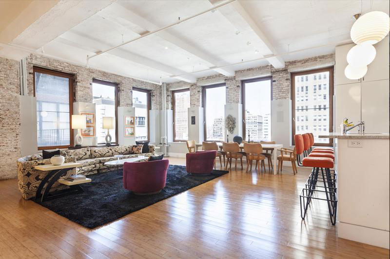 a-vibrant-apartment-9